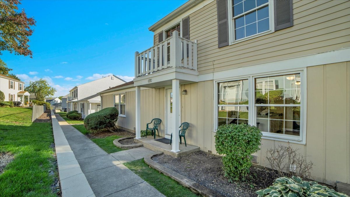 1277 Prairie Avenue #C, Glendale Heights, IL 60139