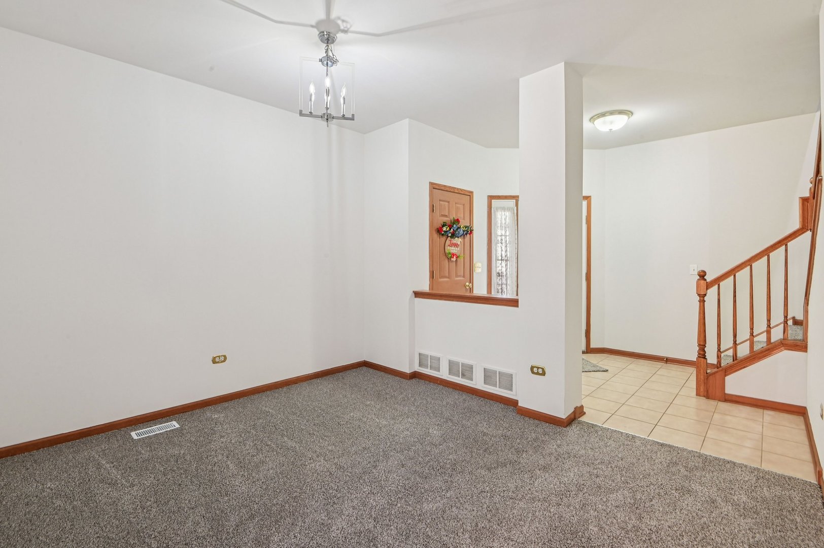 354 Vaughn Circle, Aurora, IL 60502