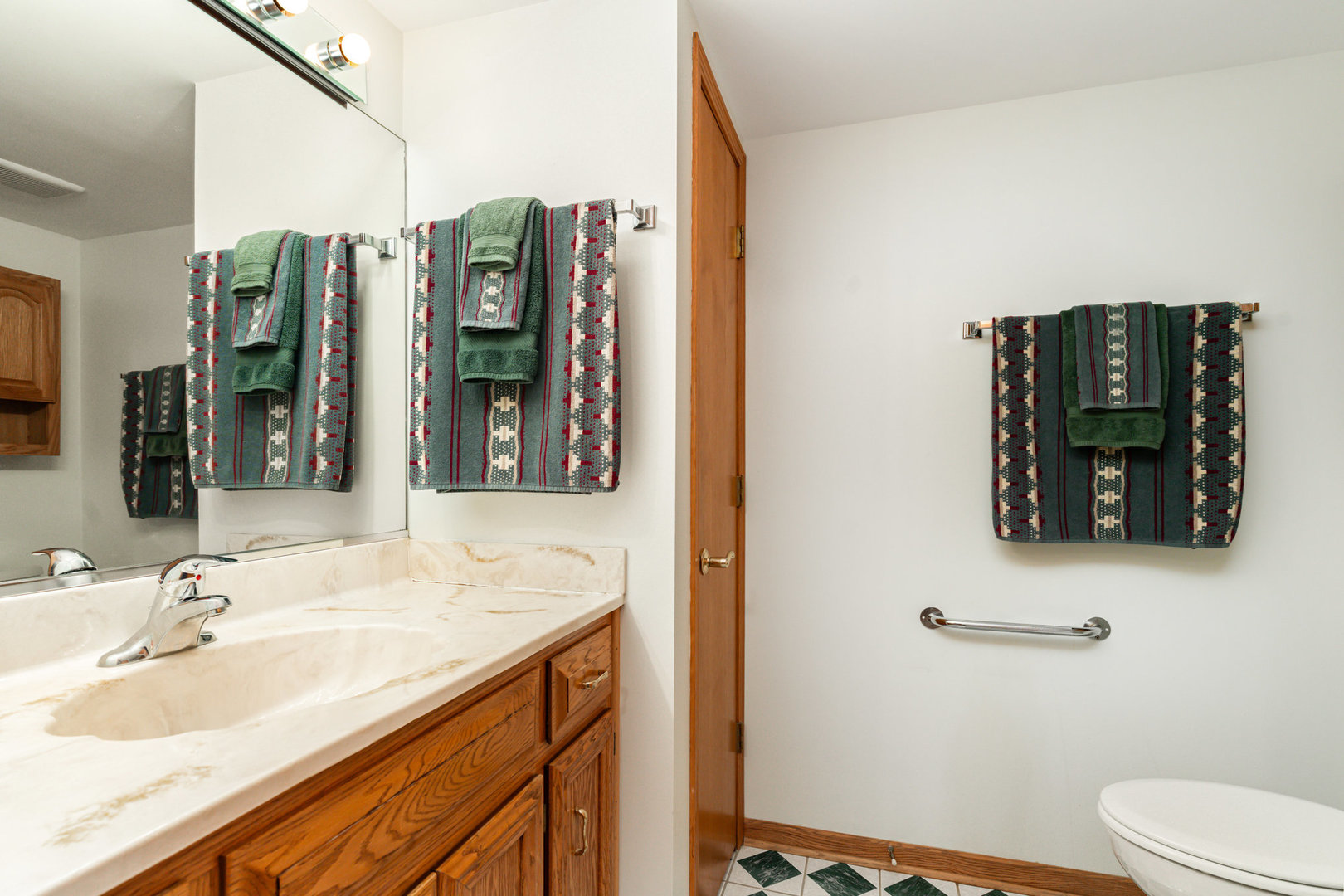 18422 Pine Cone Drive #4, Tinley Park, IL 60477