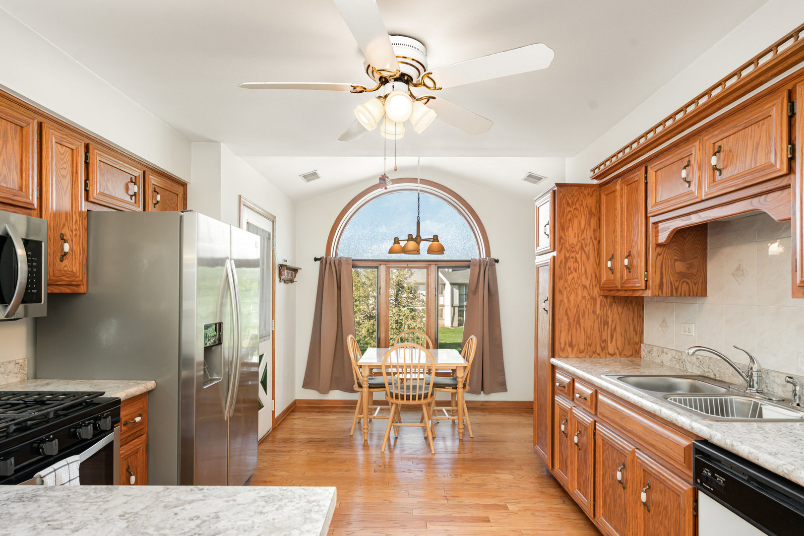 18422 Pine Cone Drive #4, Tinley Park, IL 60477