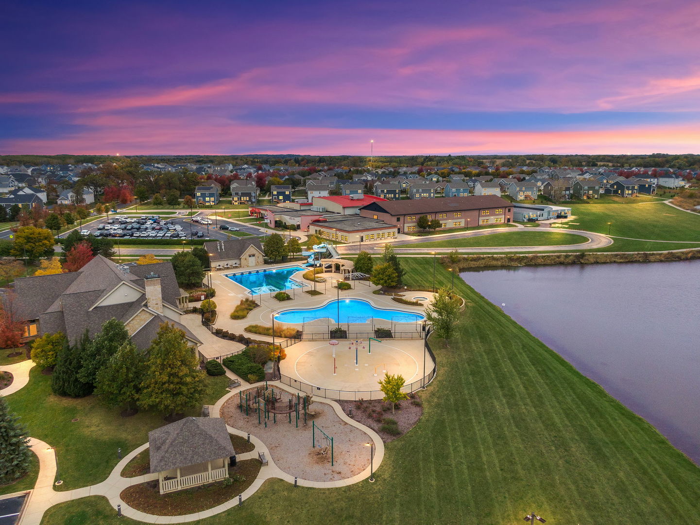 3660 Broadleaf Avenue, Elgin, IL 60124