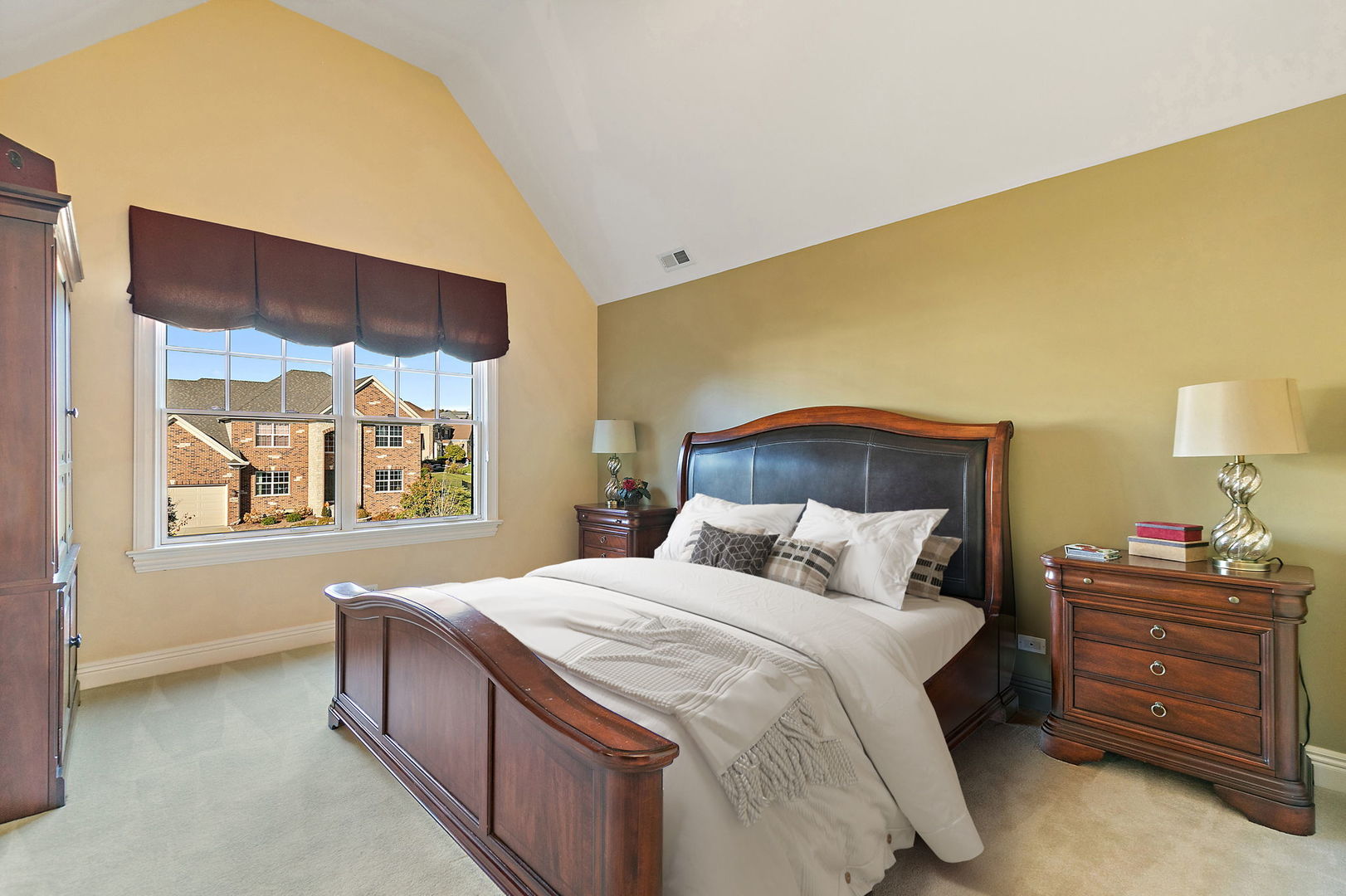 3660 Broadleaf Avenue, Elgin, IL 60124