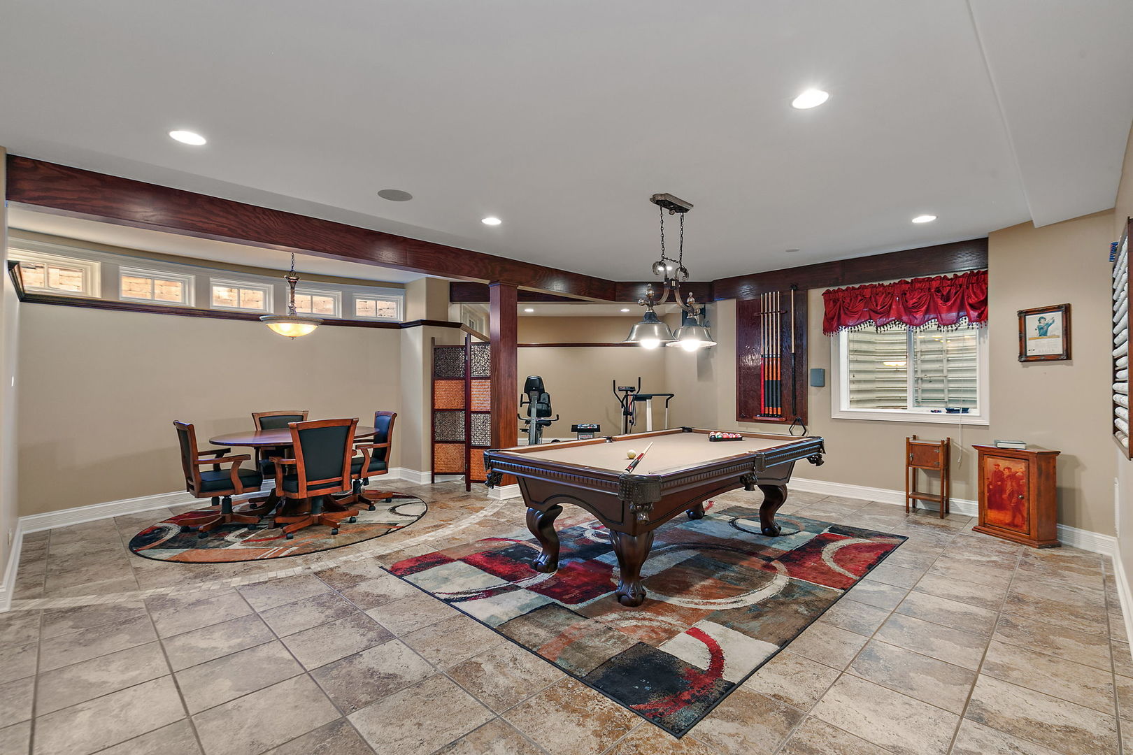 3660 Broadleaf Avenue, Elgin, IL 60124