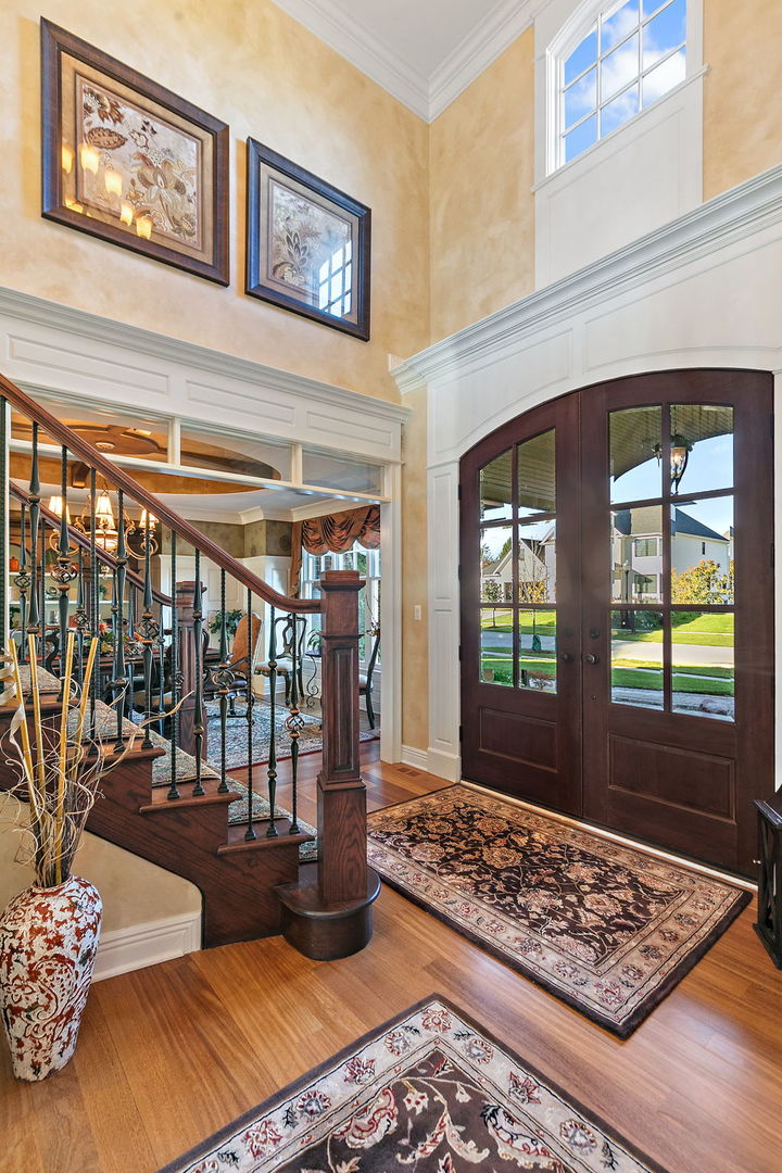 3660 Broadleaf Avenue, Elgin, IL 60124