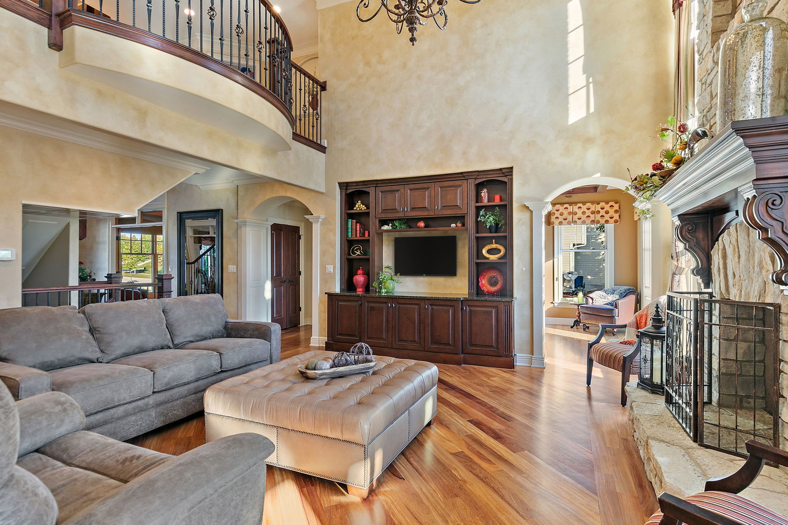 3660 Broadleaf Avenue, Elgin, IL 60124