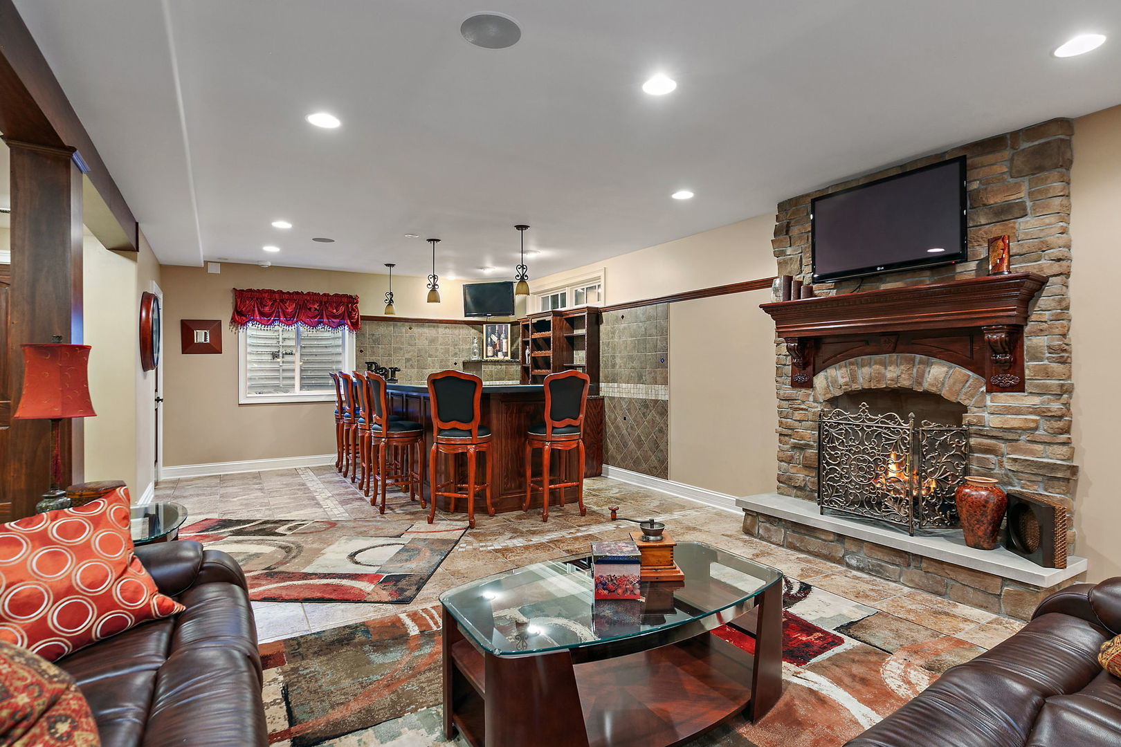 3660 Broadleaf Avenue, Elgin, IL 60124