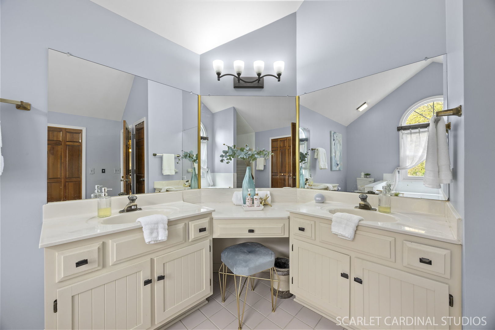 856 Cardiff Road, Naperville, IL 60565