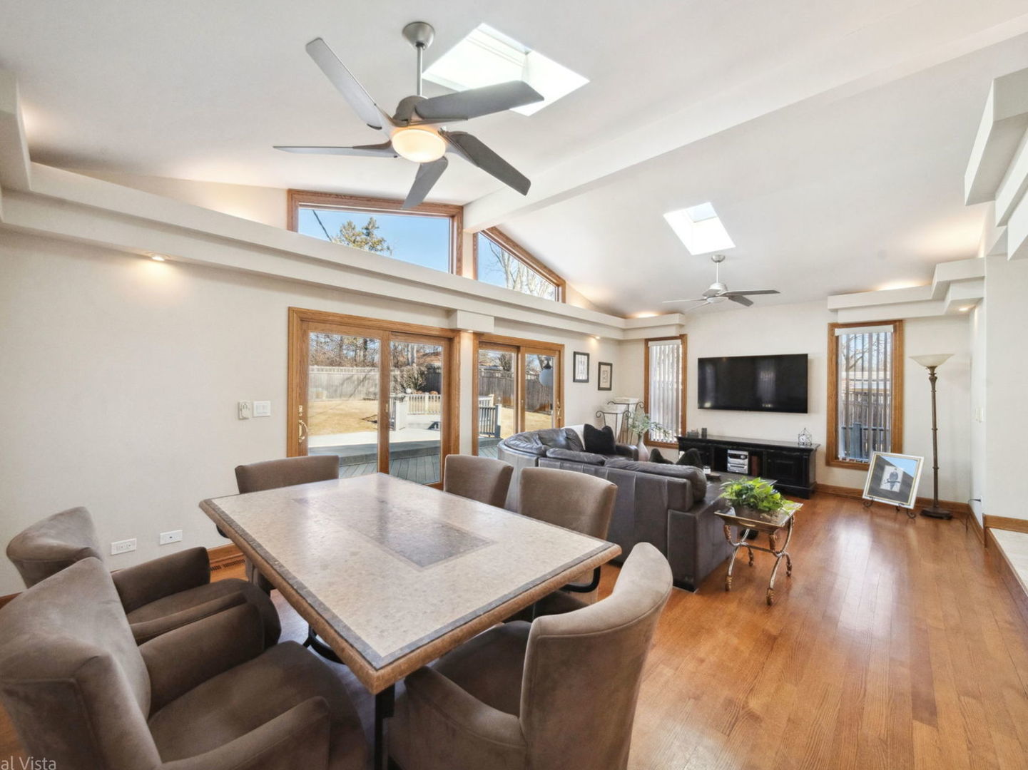 19W040 22nd Street, Lombard, IL 60148