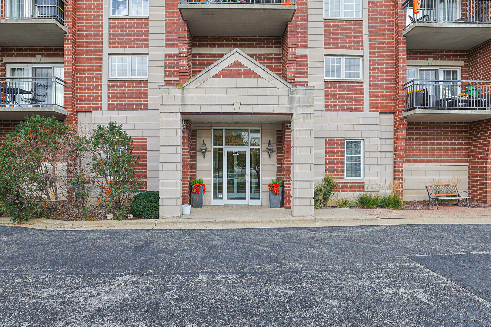 405 Creekside Drive #505, Palatine, IL 60074