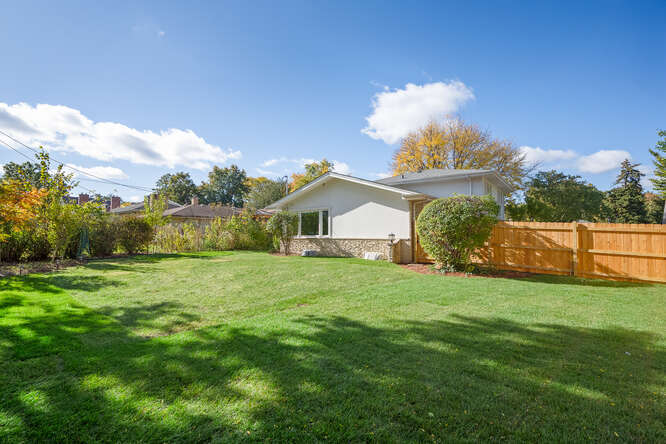 143 Bassford Avenue, La Grange, IL 60525