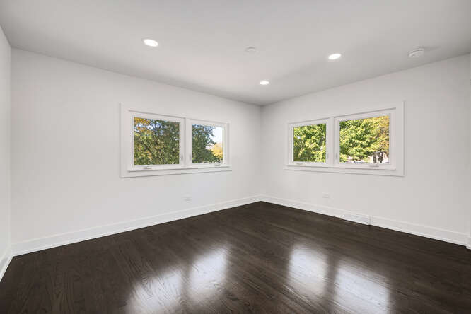 143 Bassford Avenue, La Grange, IL 60525