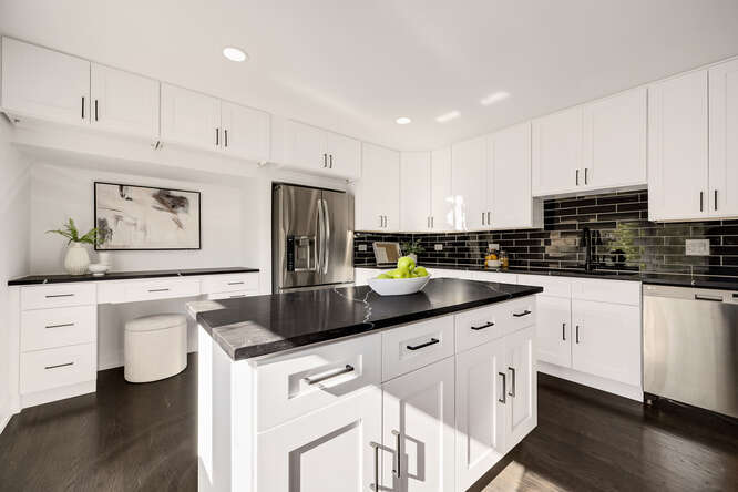 143 Bassford Avenue, La Grange, IL 60525