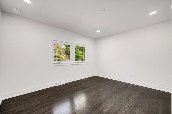 143 Bassford Avenue, La Grange, IL 60525