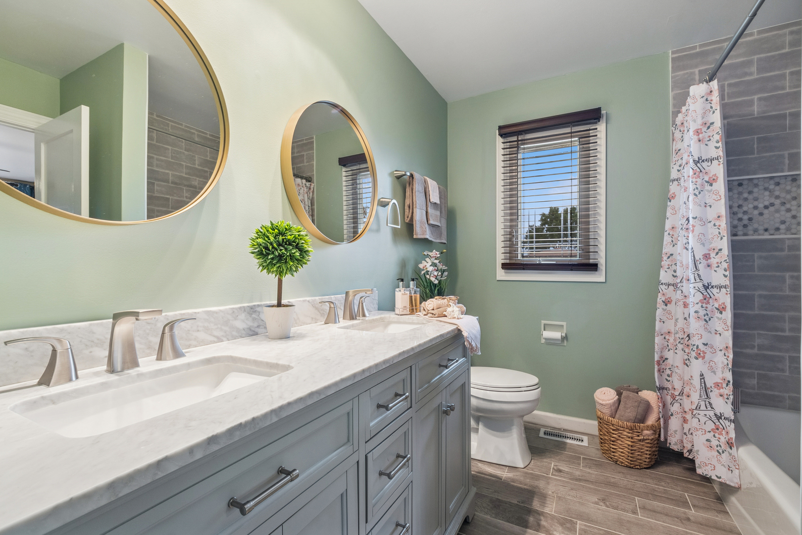 14037 Catherine Drive, Orland Park, IL 60462