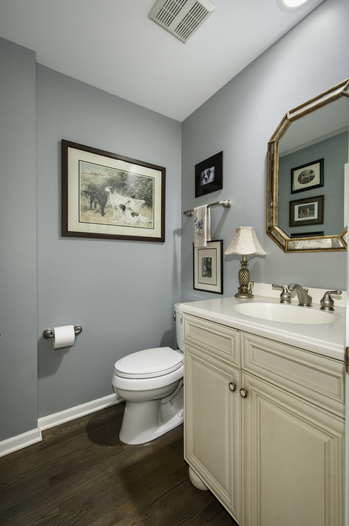 5209 Commonwealth Avenue, Western Springs, IL 60558