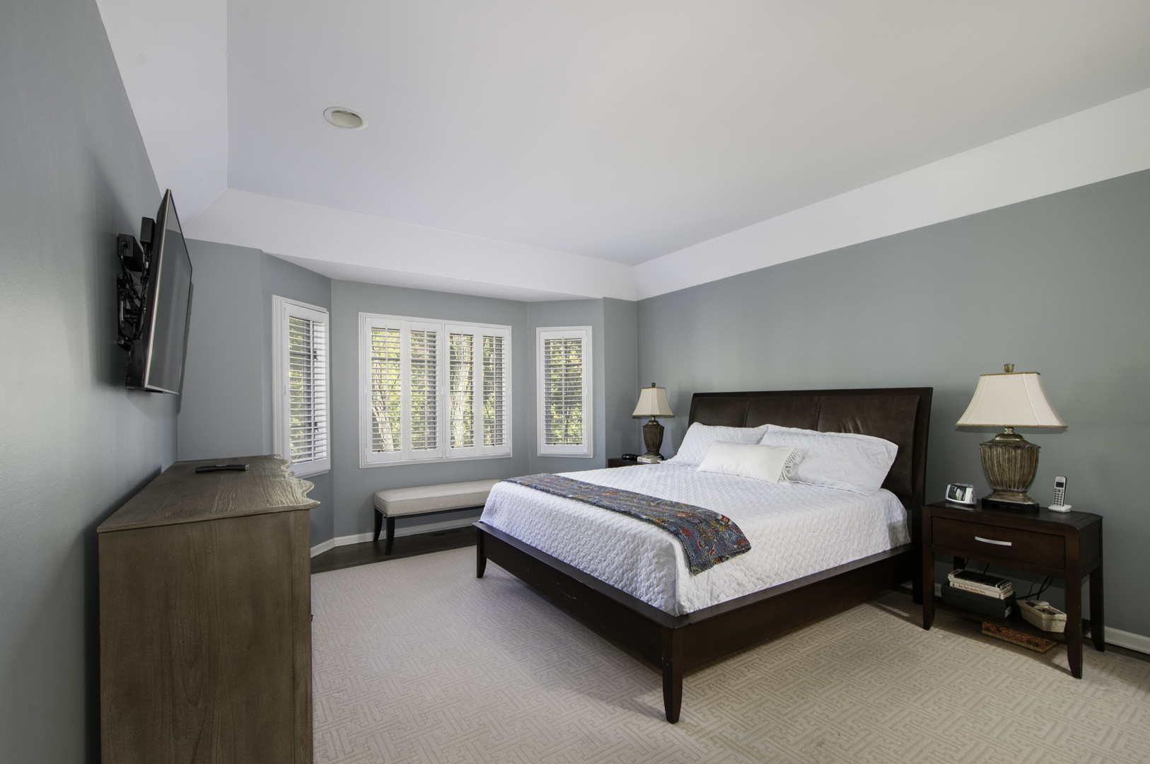 5209 Commonwealth Avenue, Western Springs, IL 60558