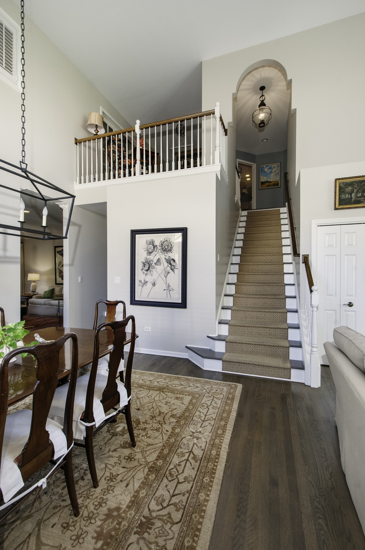 5209 Commonwealth Avenue, Western Springs, IL 60558