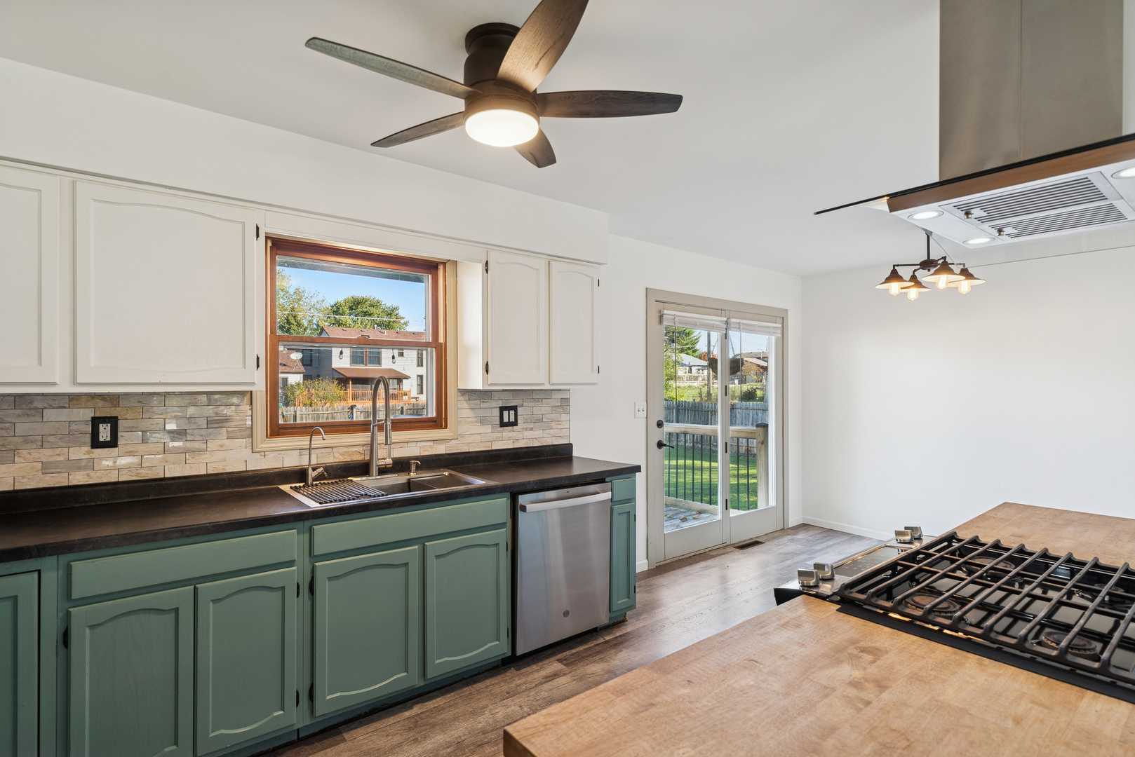 13058 W 29th Street, Wadworth, IL 60099