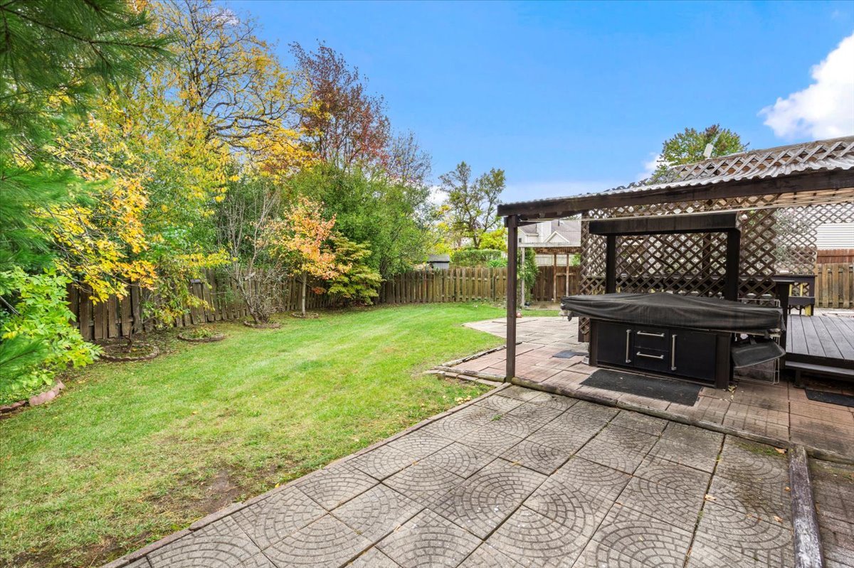 795 Harvest Drive, Lake Zurich, IL 60047