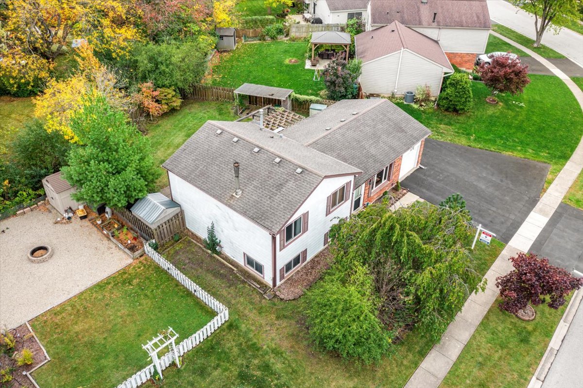 795 Harvest Drive, Lake Zurich, IL 60047