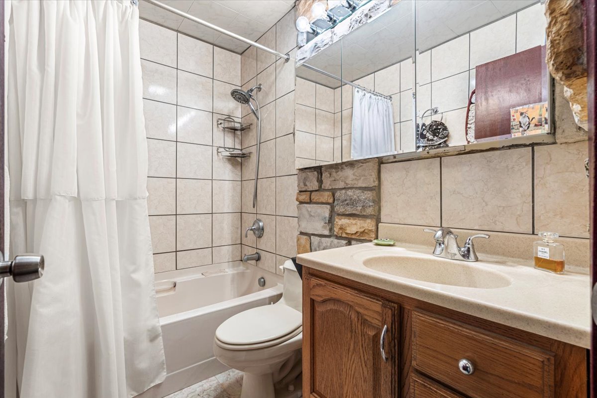 795 Harvest Drive, Lake Zurich, IL 60047