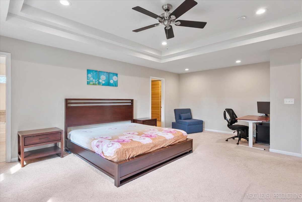 73 W Illinois Avenue, Palatine, IL 60067