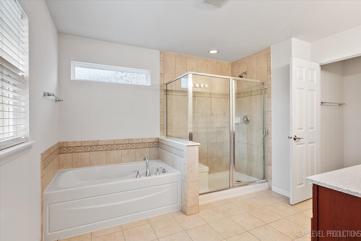 73 W Illinois Avenue, Palatine, IL 60067