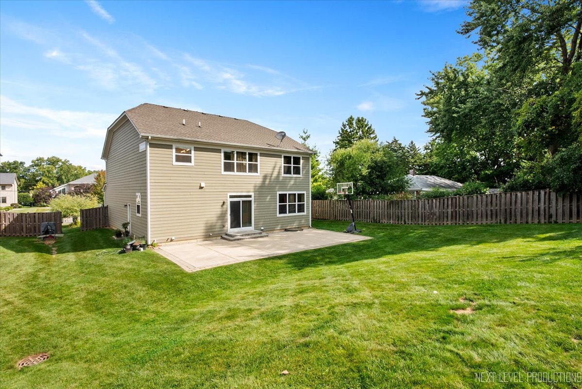 73 W Illinois Avenue, Palatine, IL 60067