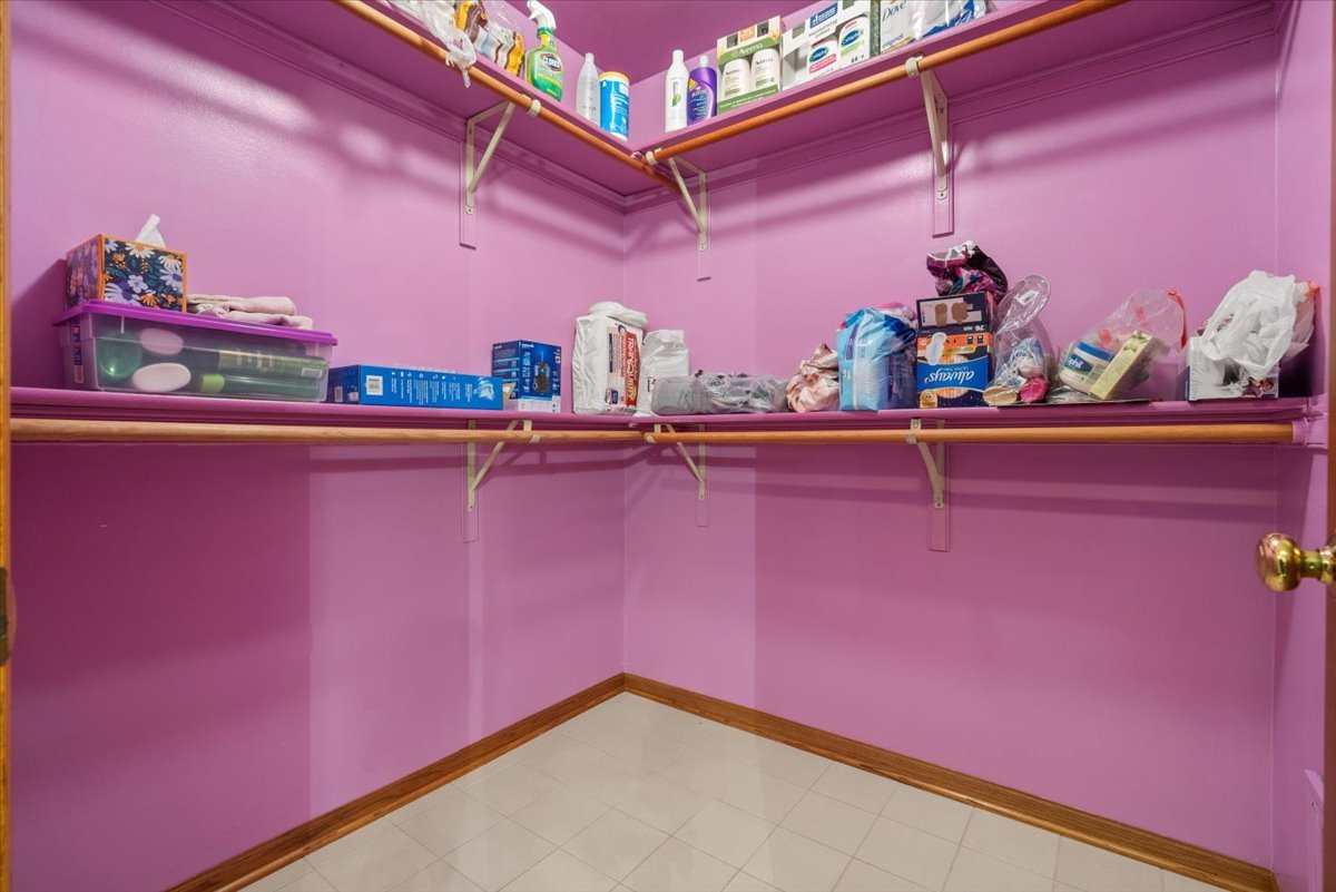 703 Newcastle Lane, Prospect Heights, IL 60070