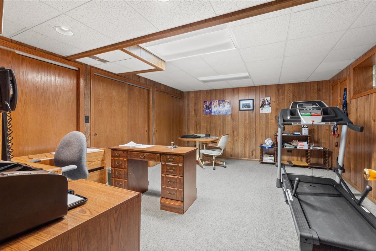 703 Newcastle Lane, Prospect Heights, IL 60070