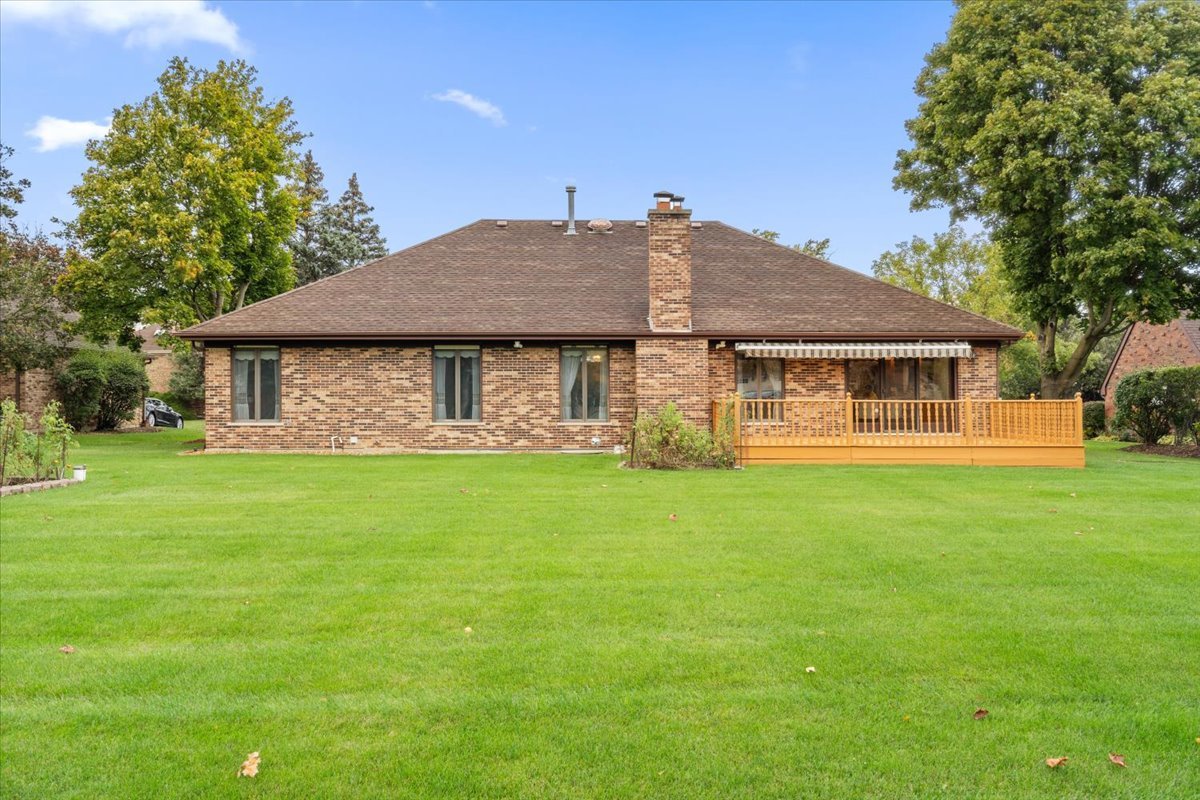 703 Newcastle Lane, Prospect Heights, IL 60070