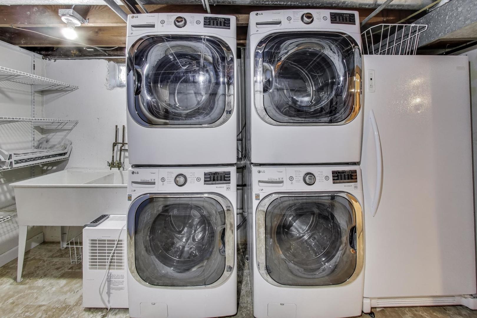 137 Racine Place, Mundelein, IL 60060