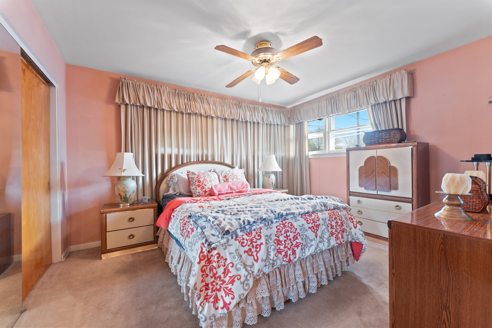 9555 Kildare Avenue, Skokie, IL 60076