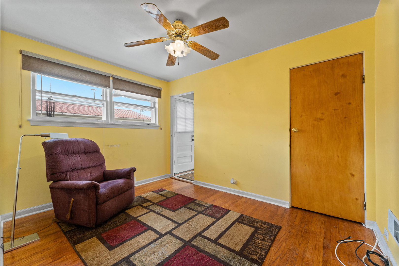 9555 Kildare Avenue, Skokie, IL 60076