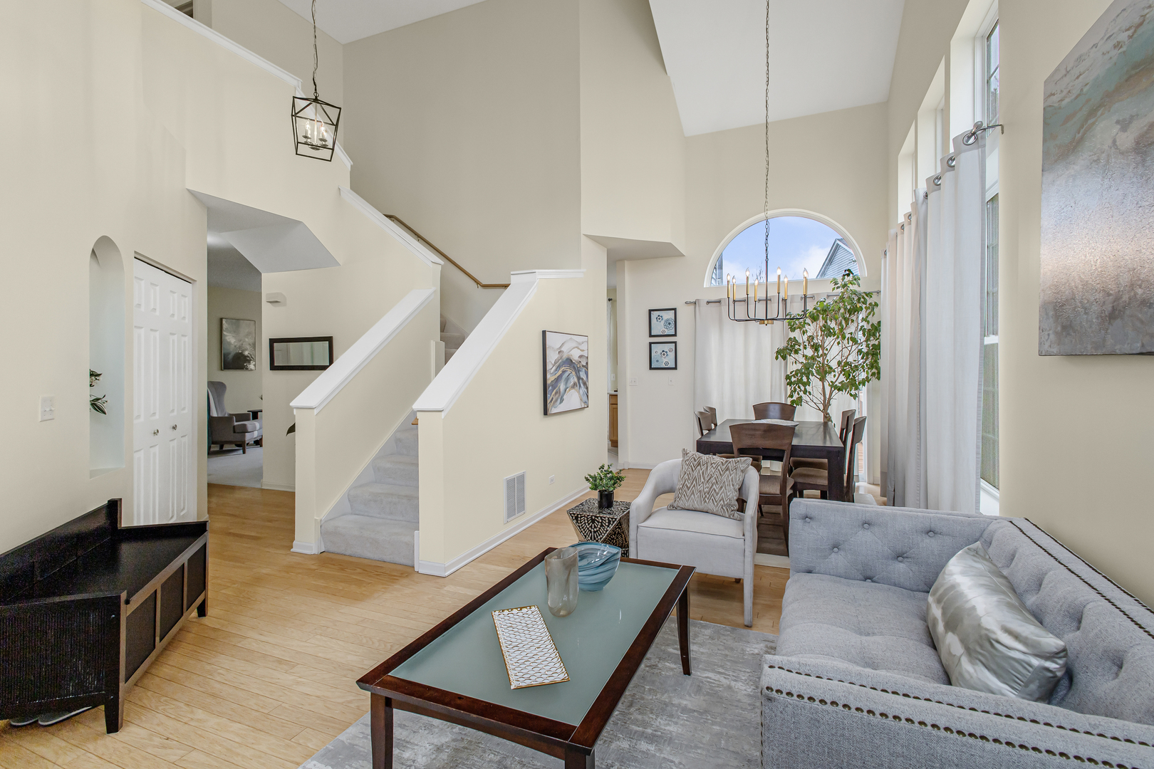 5158 Ashley Circle, Lisle, IL 60532