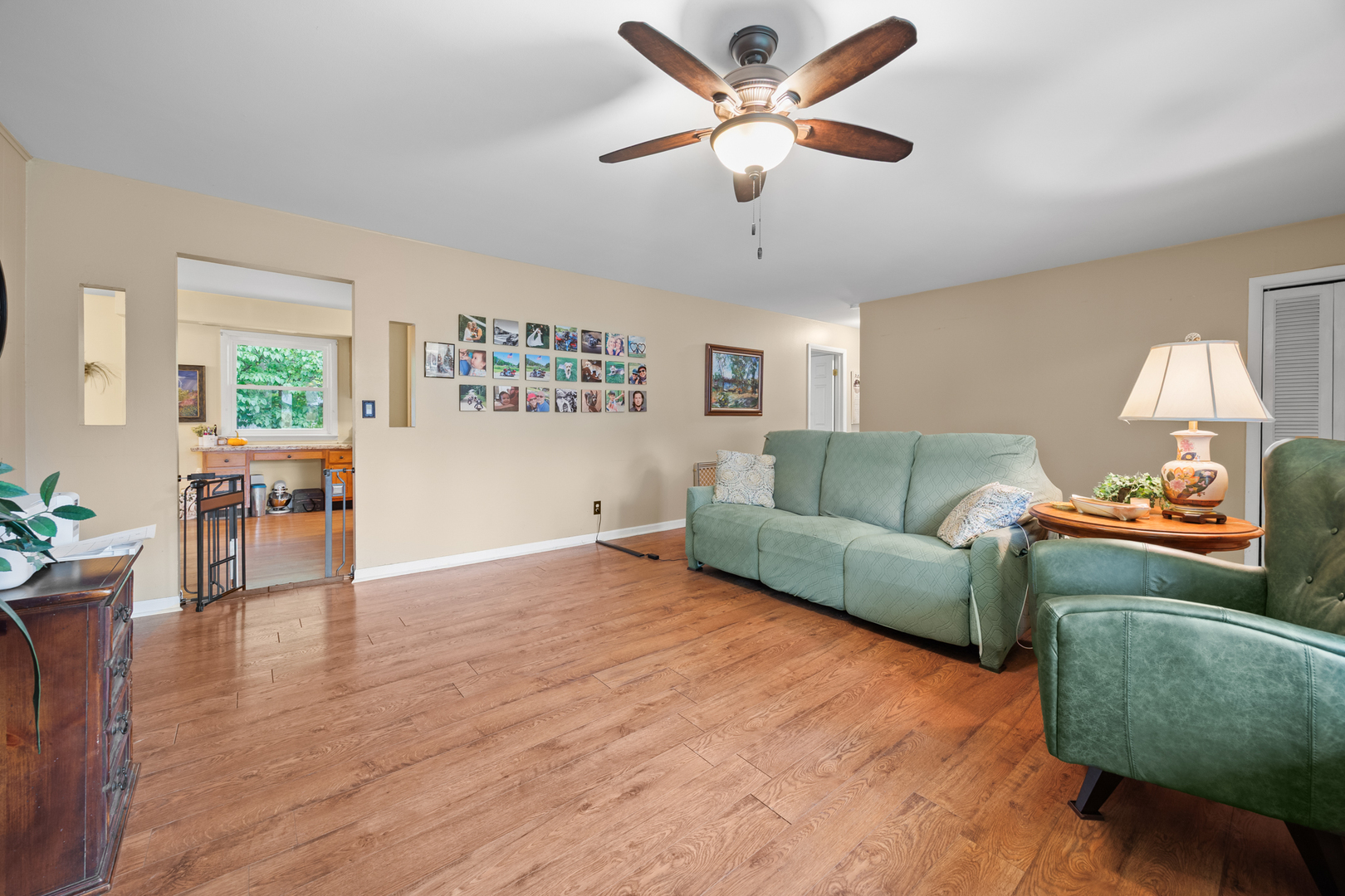 407 Keith Avenue, Crystal Lake, IL 60014