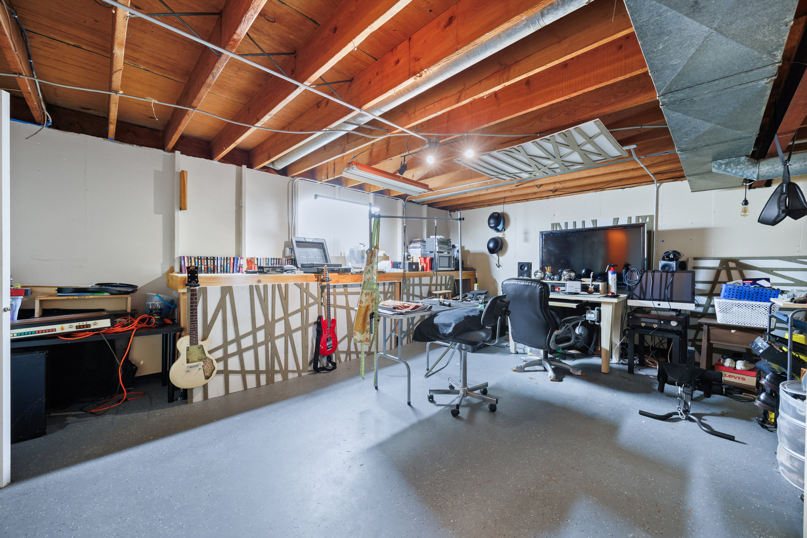 407 Keith Avenue, Crystal Lake, IL 60014