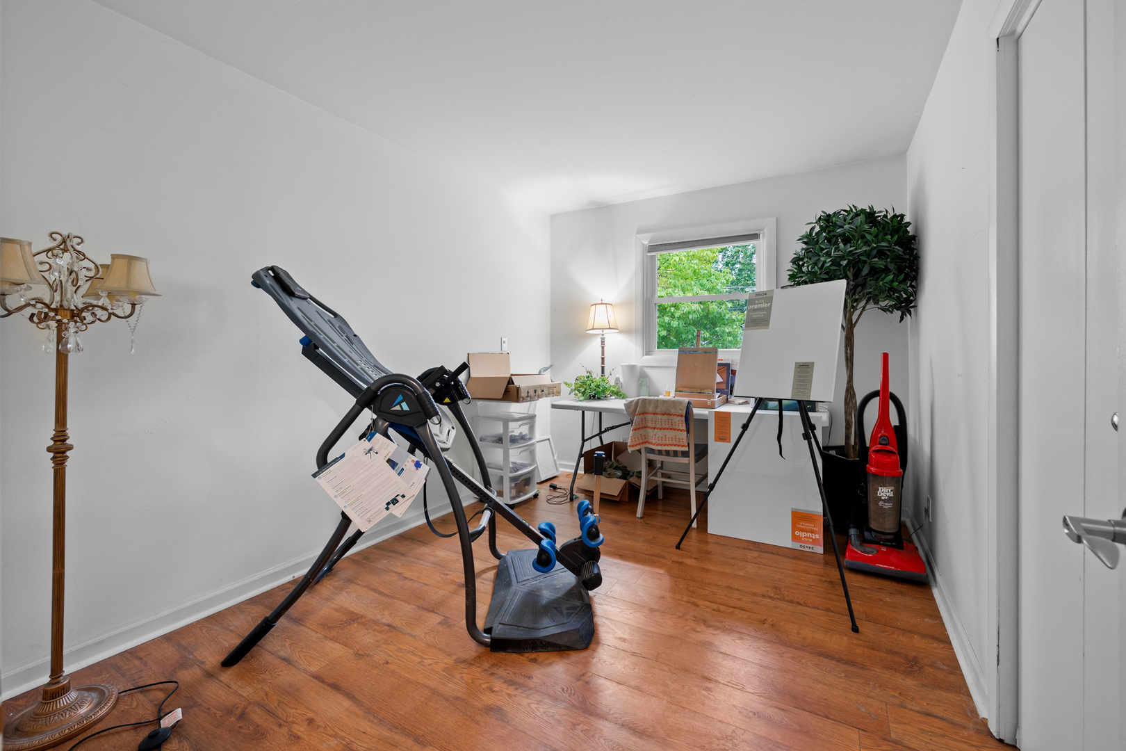 407 Keith Avenue, Crystal Lake, IL 60014