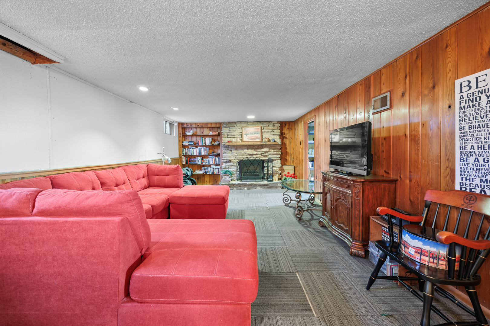 407 Keith Avenue, Crystal Lake, IL 60014