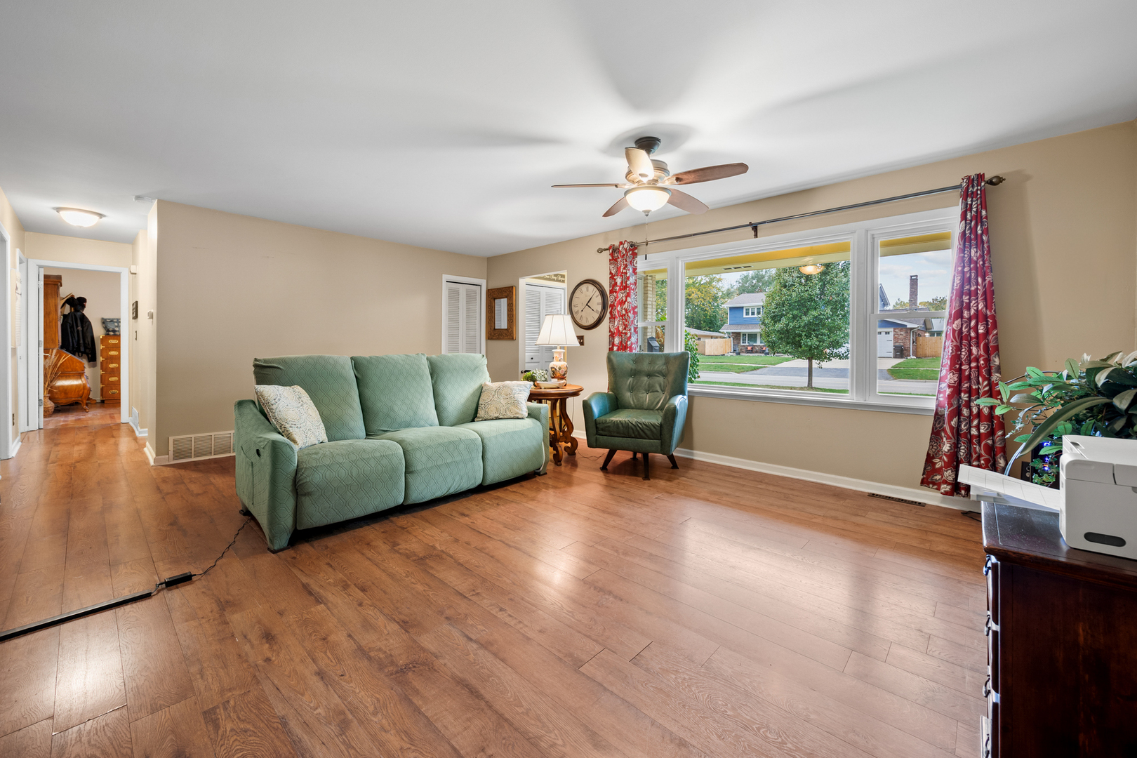 407 Keith Avenue, Crystal Lake, IL 60014