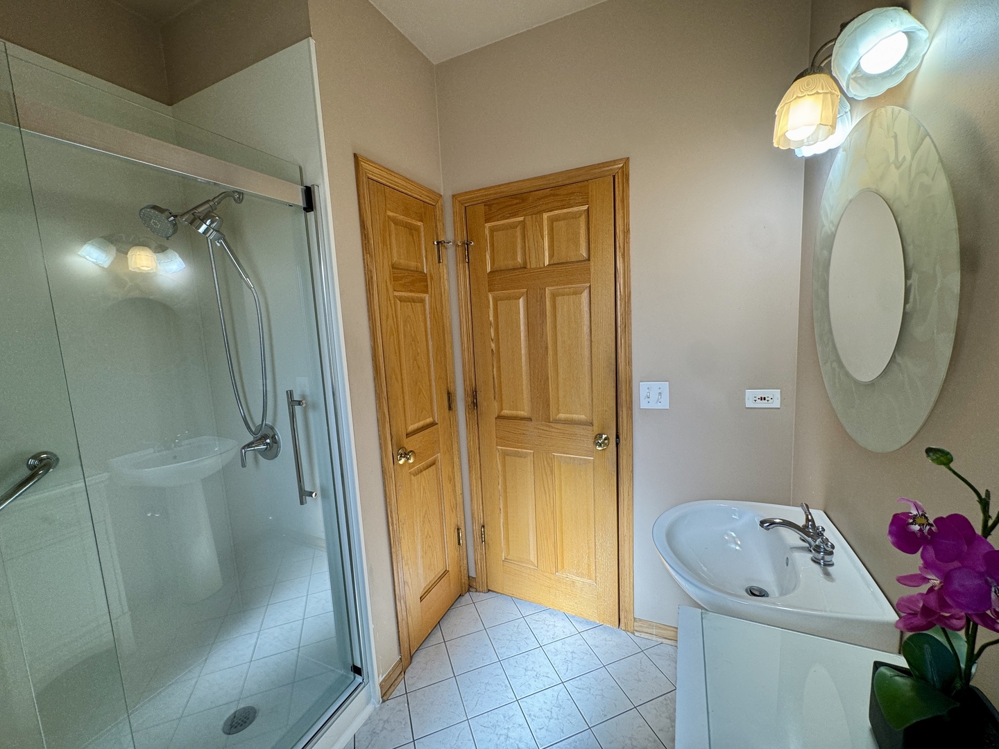 3541 N Pontiac Avenue, Chicago, IL 60634