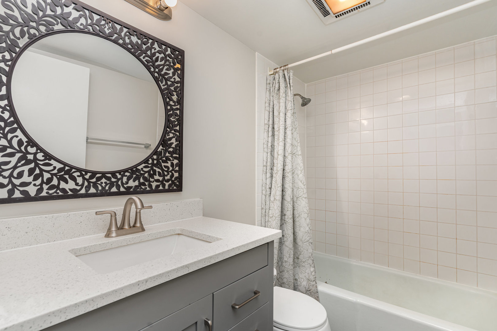 224 E Bailey Road #A, Naperville, IL 60565