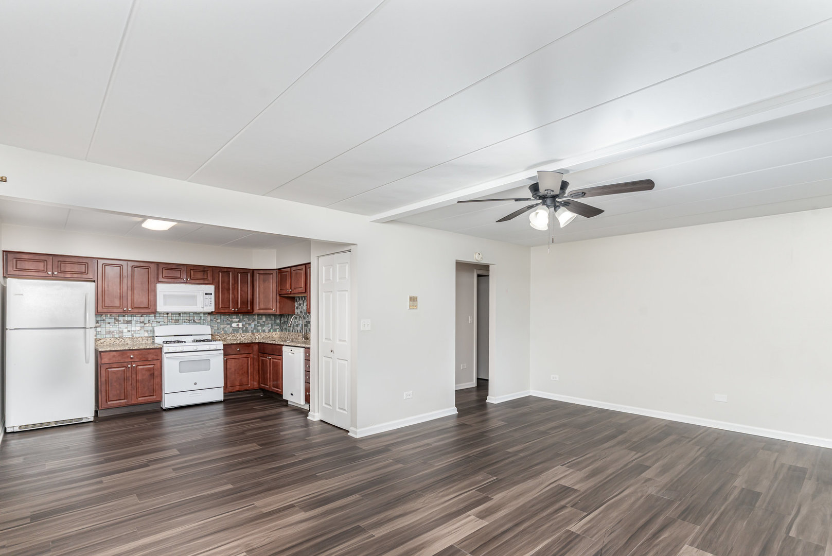 224 E Bailey Road #A, Naperville, IL 60565