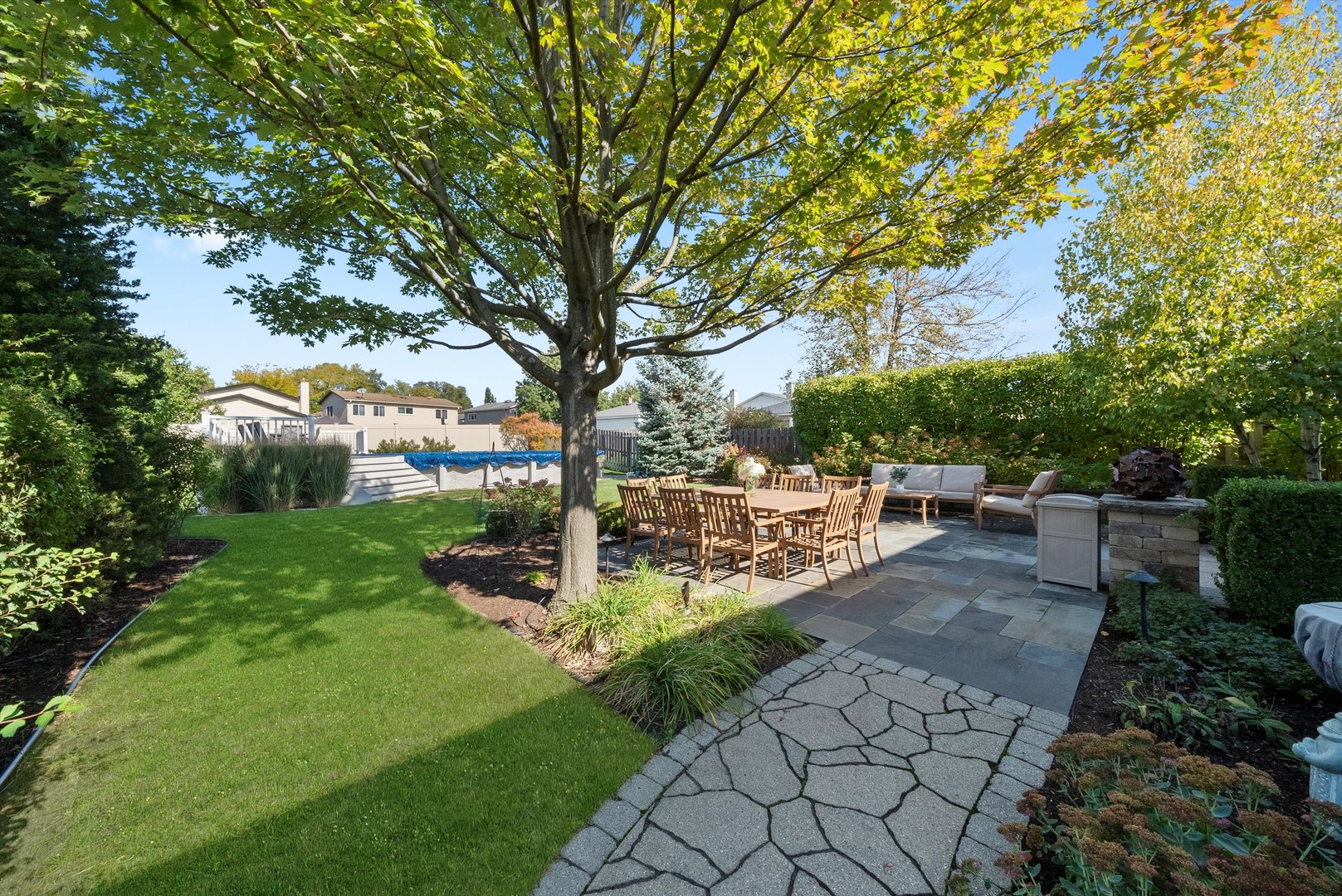 335 E HARRISON Street, Elmhurst, IL 60126