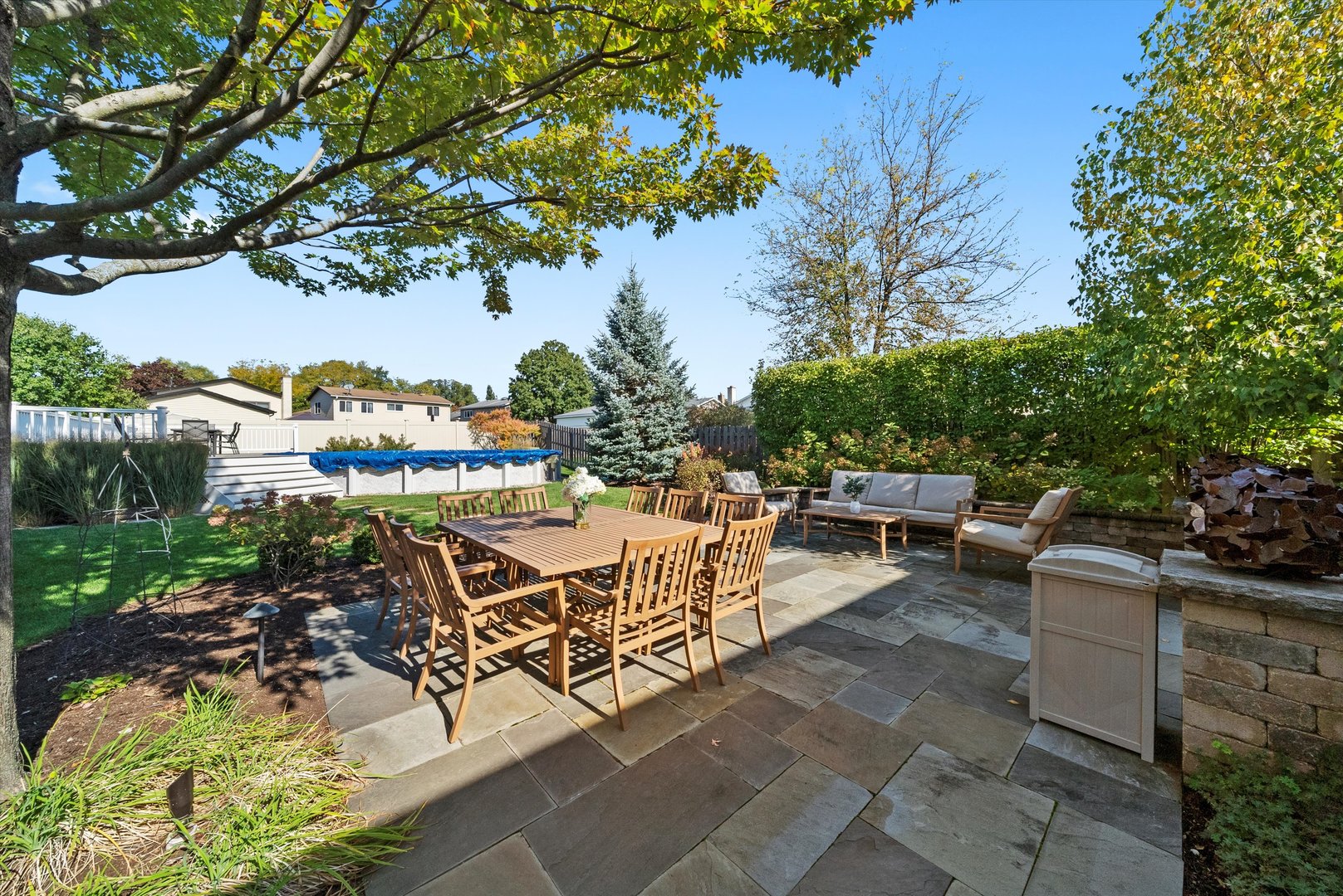 335 E HARRISON Street, Elmhurst, IL 60126