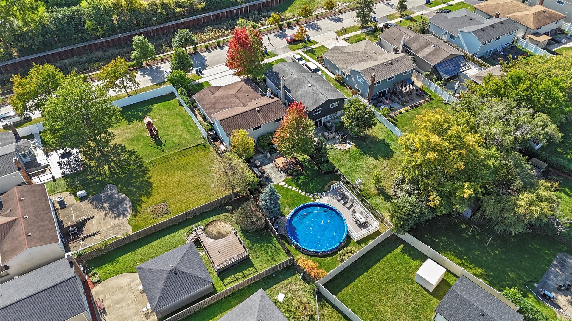 335 E HARRISON Street, Elmhurst, IL 60126