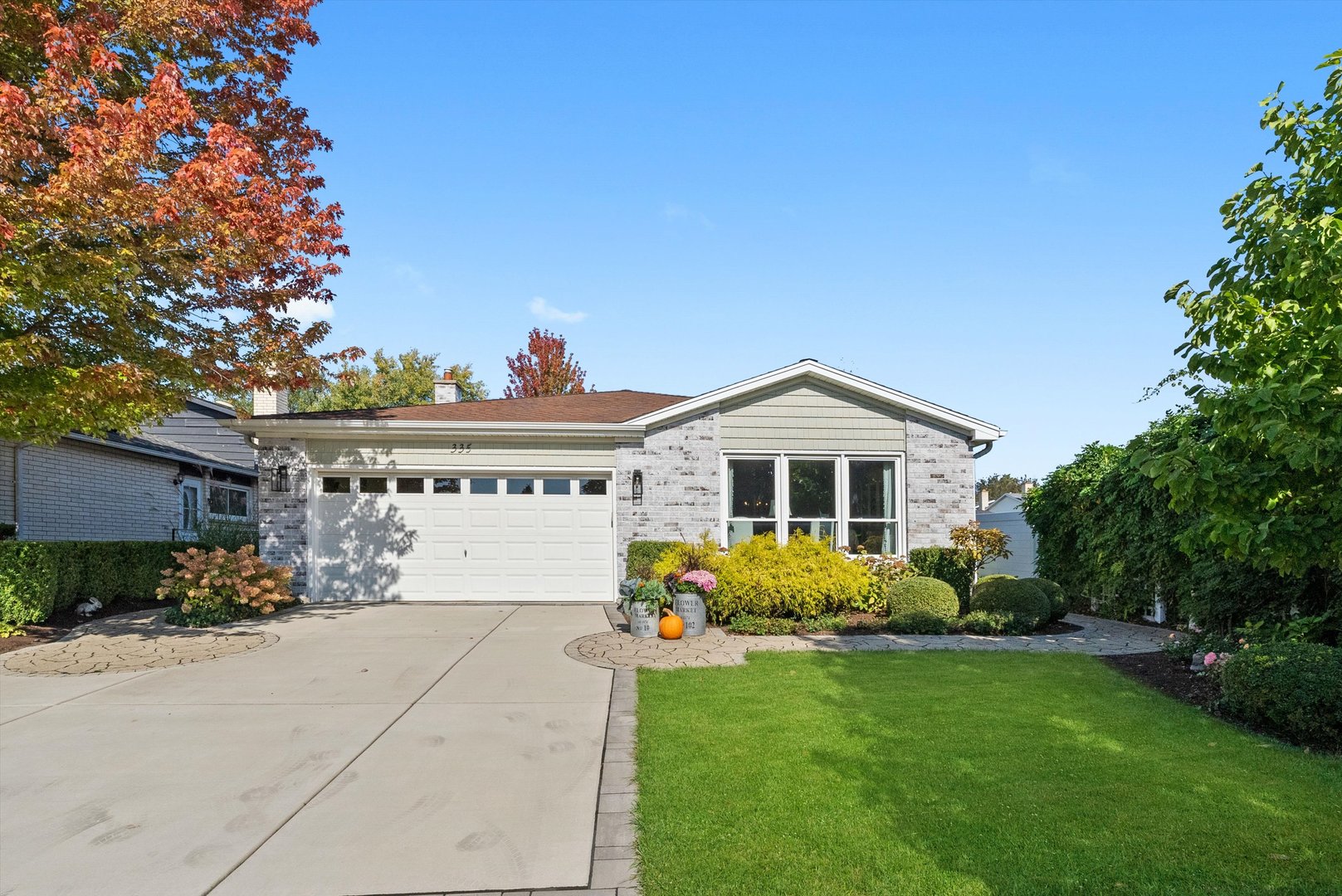 335 E HARRISON Street, Elmhurst, IL 60126