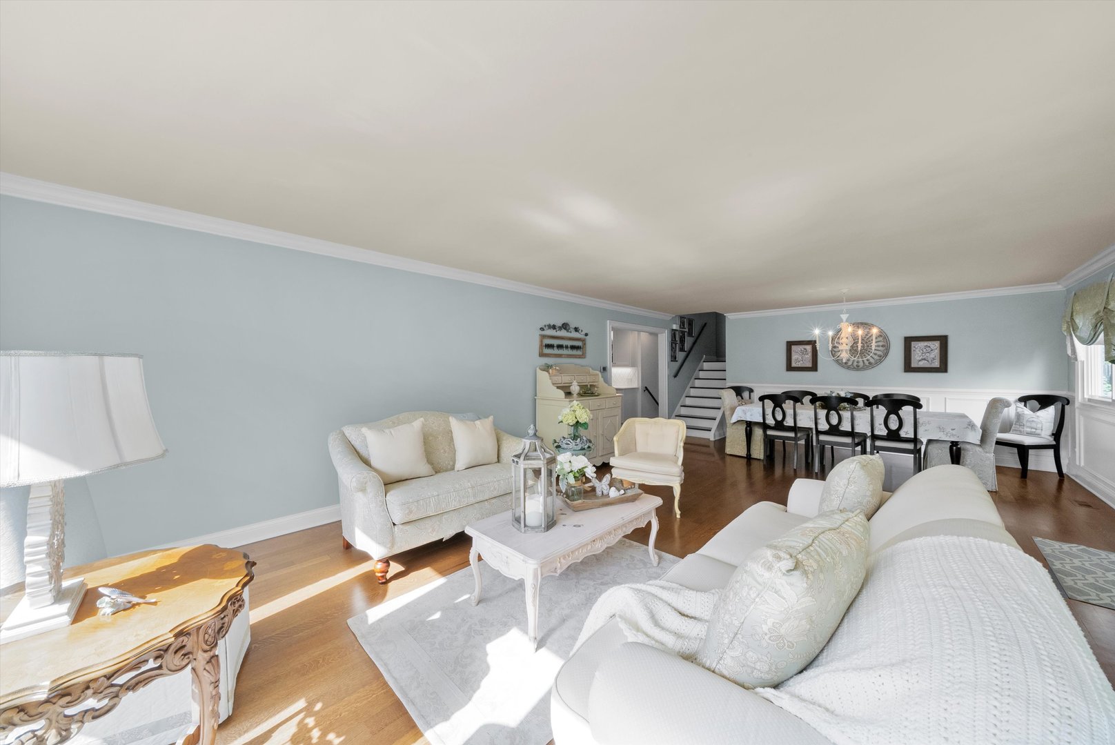 335 E HARRISON Street, Elmhurst, IL 60126