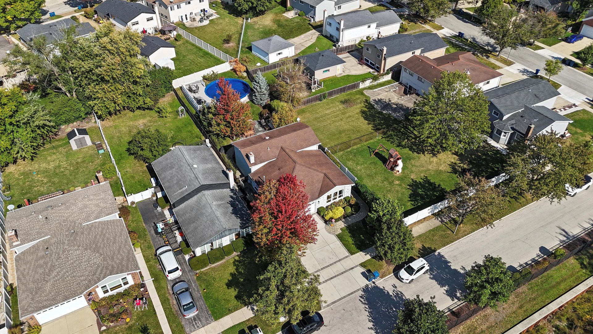 335 E HARRISON Street, Elmhurst, IL 60126