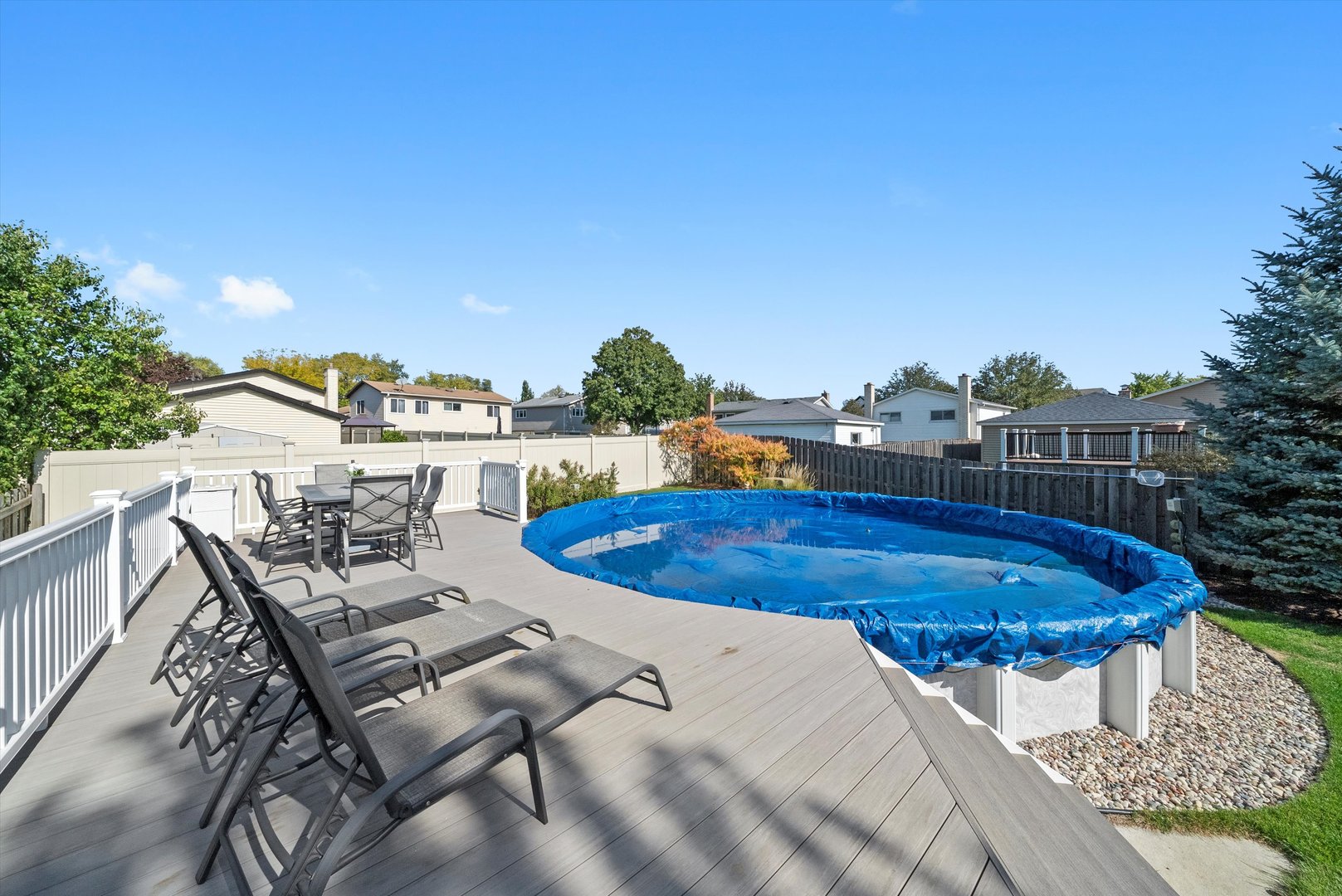 335 E HARRISON Street, Elmhurst, IL 60126